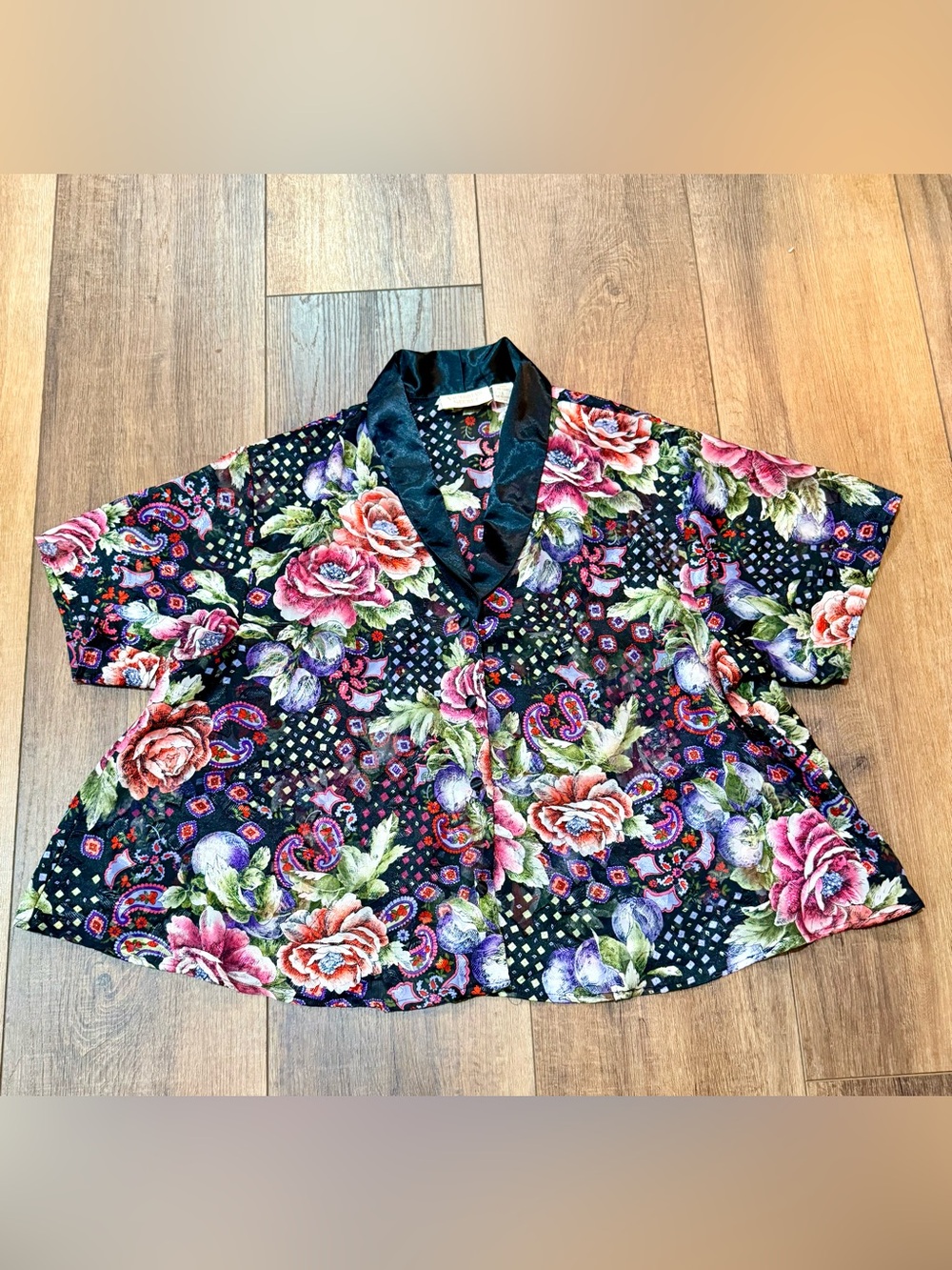 Victoria's Secret Black Floral Short Sleeve Button Down Sleep Blouse